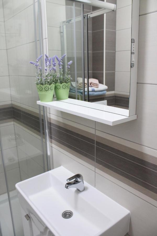 Apartmani Matea Cres Εξωτερικό φωτογραφία