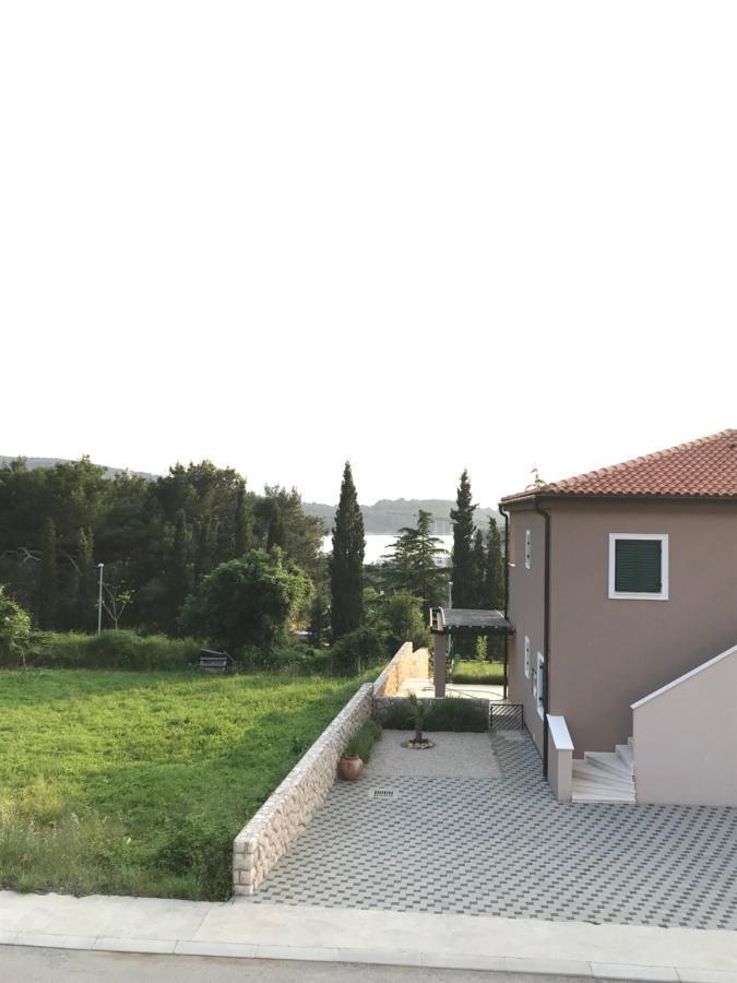 Apartmani Matea Cres Εξωτερικό φωτογραφία