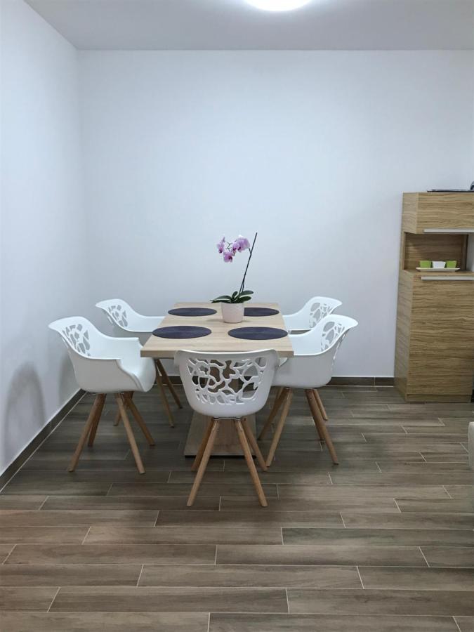 Apartmani Matea Cres Εξωτερικό φωτογραφία