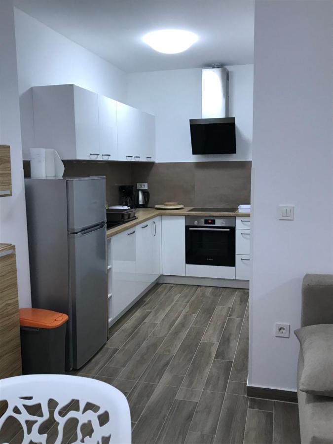 Apartmani Matea Cres Εξωτερικό φωτογραφία