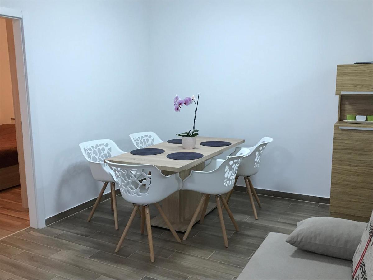 Apartmani Matea Cres Εξωτερικό φωτογραφία